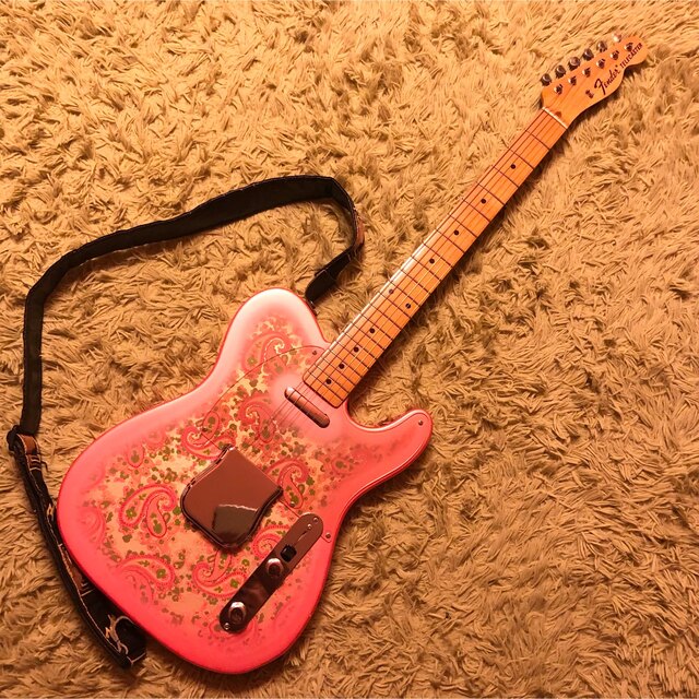 Fender(フェンダー)のfender Japan pink Paisley テレキャスター 93-94年 楽器のギター(エレキギター)の商品写真