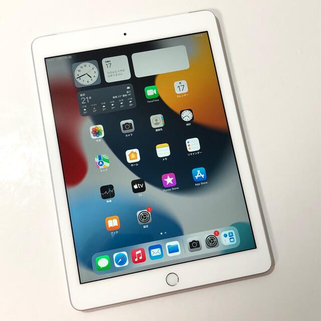 美品 第6世代 iPad 32GB  SIMフリー　管理番号：0655 1