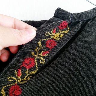 コーデュロイブラウス ウクライナ刺繍 コーデュロイトップス 花柄ブラウス
