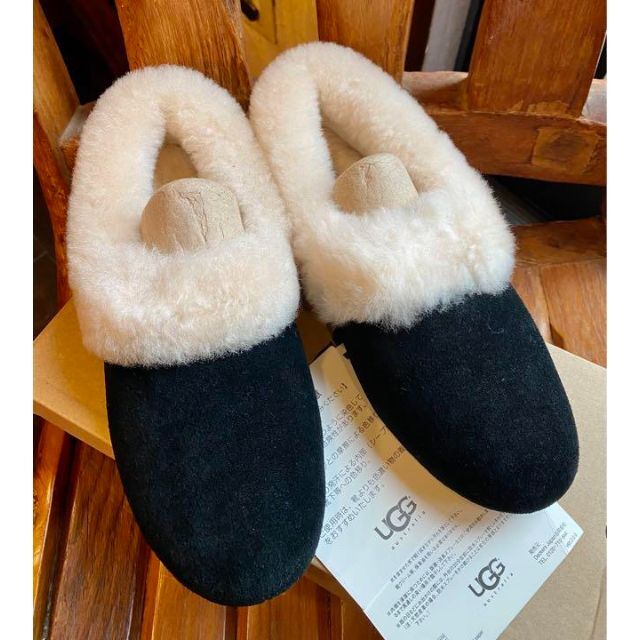 完売しました。。。。。。綺麗めコーデ女子✨新品✨24相当✨UGG✨KENDYL