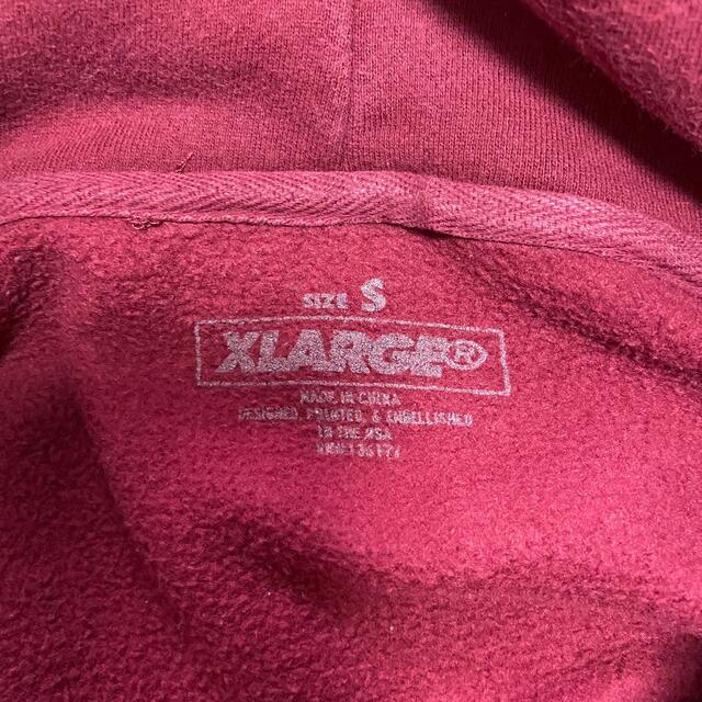 XLARGE(エクストララージ)のX-LARGE/エクストララージ　デカロゴプリント　プルオーバーパーカー　S メンズのトップス(パーカー)の商品写真