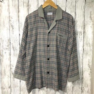 バーバリー(BURBERRY)のBurberry ノバチェックシャツ グレー　胸元ロゴ(シャツ)