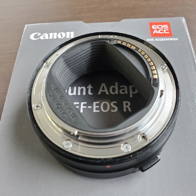 Canon(キヤノン)のCanon Mount Adapter EF-EOS R  中古美品 スマホ/家電/カメラのカメラ(レンズ(単焦点))の商品写真