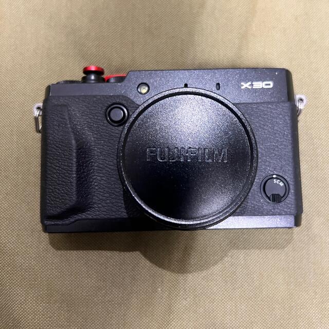 富士フイルム(フジフイルム)の富士フイルム FUJIFILM X30 スマホ/家電/カメラのカメラ(コンパクトデジタルカメラ)の商品写真