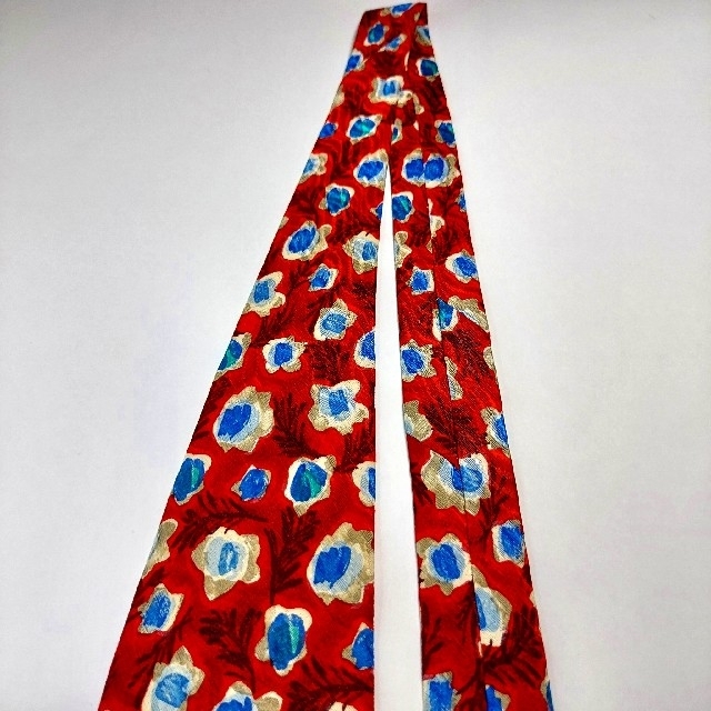 GIVENCHY(ジバンシィ)の129【GIVENCHY】ジバンシー ネクタイ  赤×白×青×花柄 メンズのファッション小物(ネクタイ)の商品写真