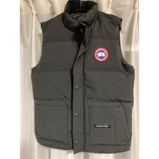 カナダグース(CANADA GOOSE)のカナダグース ダウンベスト 黒　サイズS(ダウンベスト)