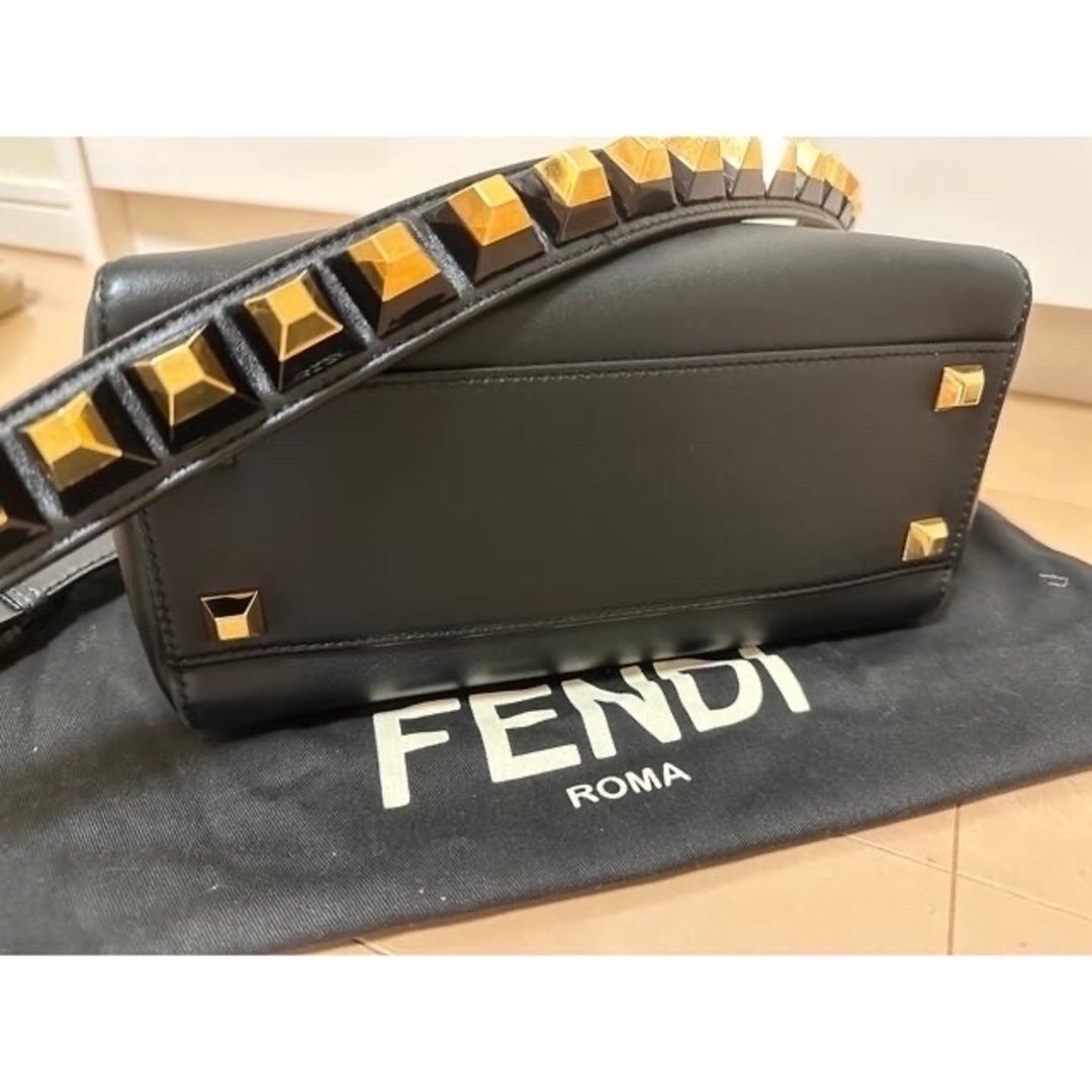 即発送可能】 FENDI - FENDI ミニピーカブー スタッズエディション限定 ...