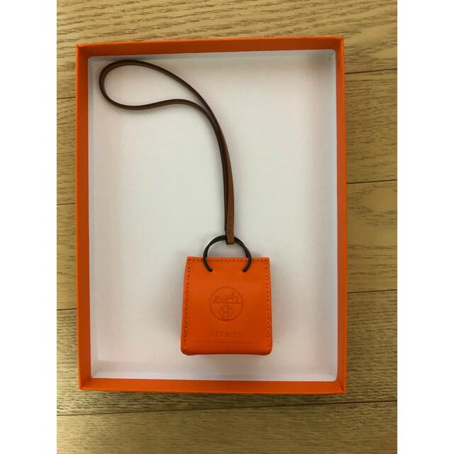 はじめてコメント致します【ほぼ未使用】HERMES エルメス チャーム