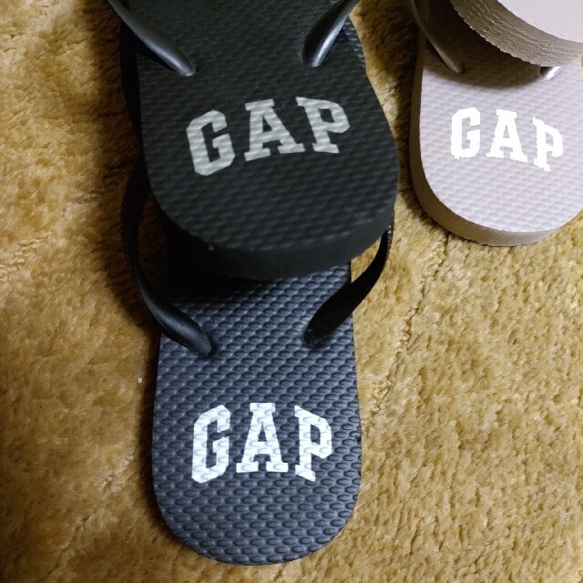 GAP(ギャップ)のGAP ビーチサンダル　７−８　L レディースの靴/シューズ(ビーチサンダル)の商品写真