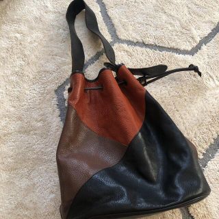 イルビゾンテ(IL BISONTE) 巾着 トートバッグ(レディース)の通販 30点