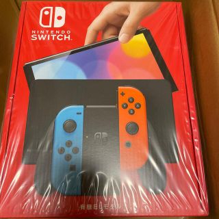 ニンテンドウ(任天堂)の新品　任天堂Switch　新型スイッチ　有機ELモデル　ネオンブルーネオンレッド(家庭用ゲーム機本体)