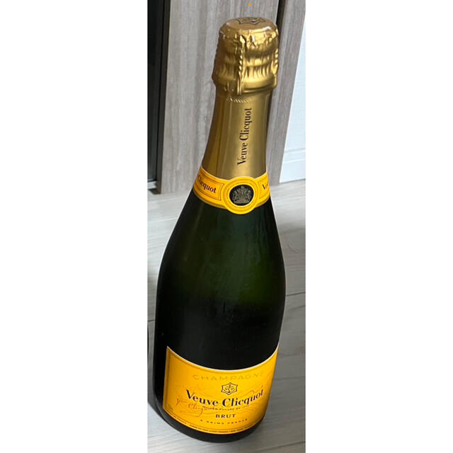 未開封 ヴーヴクリコ イエローラベル veuve clicquot 750ml