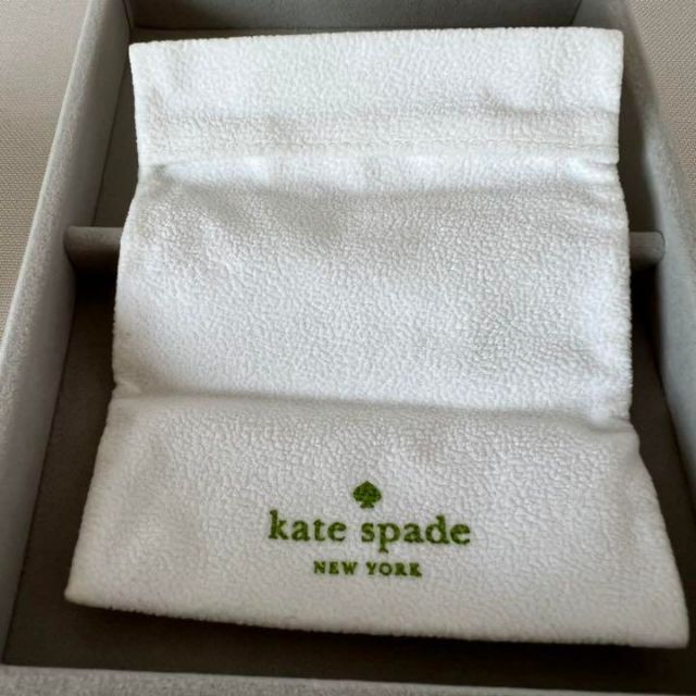 kate spade new york(ケイトスペードニューヨーク)の【美品】kate spade お花モチーフ　ピアス レディースのアクセサリー(イヤリング)の商品写真