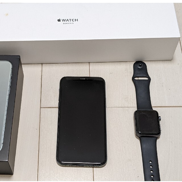 『お得なセット』iPhone11pro Applewatch3スマートフォン本体