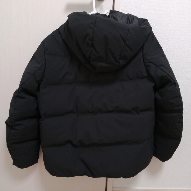 UNIQLO(ユニクロ)のユニクロ　シームレス　ダウン　s　 ブラック レディースのジャケット/アウター(ダウンジャケット)の商品写真
