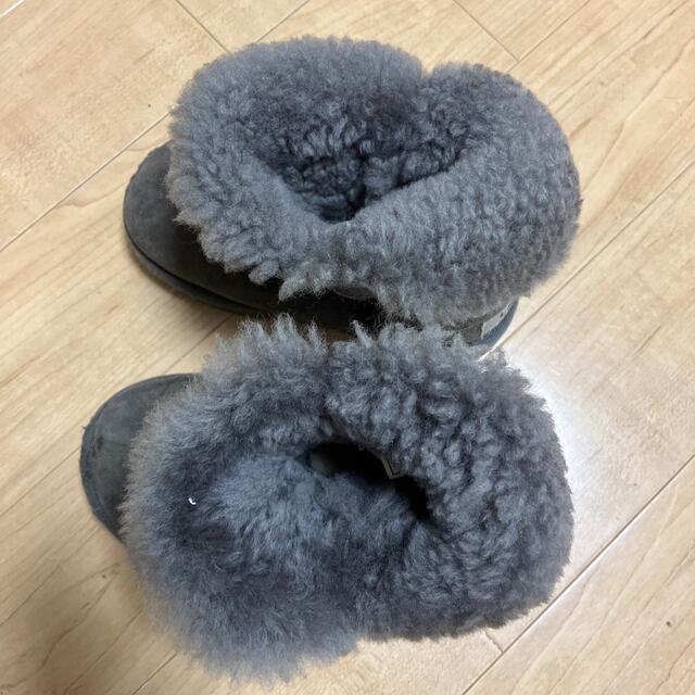 UGG(アグ)のUGGブーツ　16㎝ キッズ/ベビー/マタニティのキッズ靴/シューズ(15cm~)(ブーツ)の商品写真