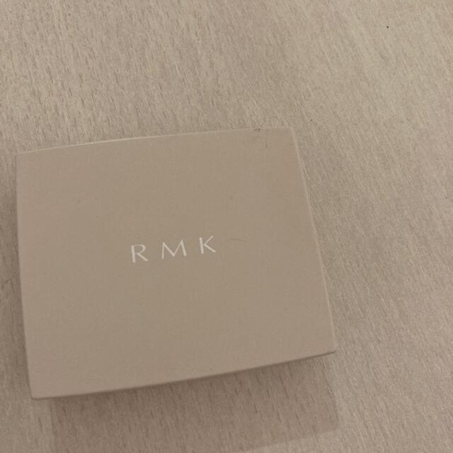 RMK(アールエムケー)のデュオアイシャドウ02 コスメ/美容のベースメイク/化粧品(アイシャドウ)の商品写真