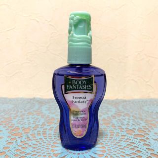 ボディファンタジー(BODY FANTASIES)のボディファンタジー ボディミスト フリージア 50ml(香水(女性用))