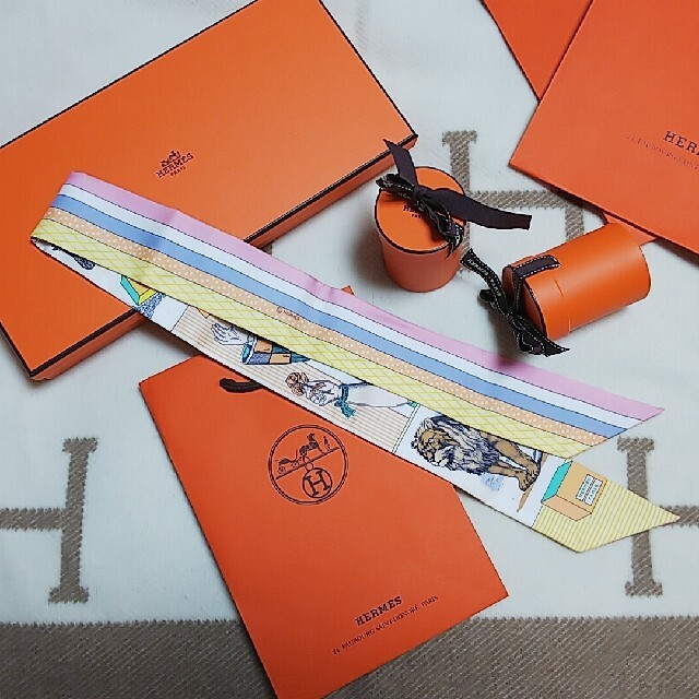 お値段 HERMES ツイリー グランテアトルヌーヴォー エルメス パステル