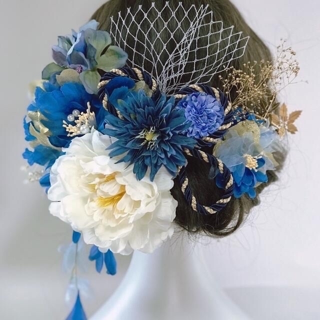 成人式 卒業式 結婚式 髪飾り 白 青 金 造花 紐 チュール 佐川急便 | フリマアプリ ラクマ