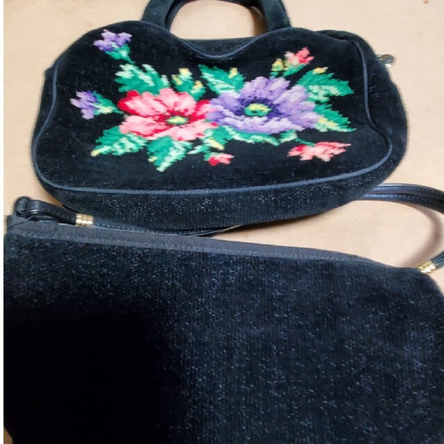 FEILER(フェイラー)のFEILER、ミニバック、ミニト-トバック、花柄黒 レディースのバッグ(トートバッグ)の商品写真
