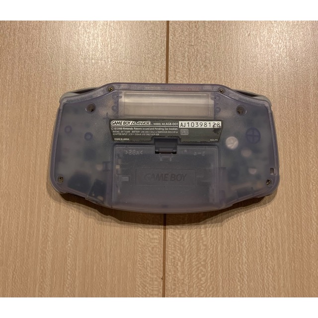 任天堂(ニンテンドウ)のゲームボーイアドバンス　クリアブルー エンタメ/ホビーのゲームソフト/ゲーム機本体(携帯用ゲーム機本体)の商品写真