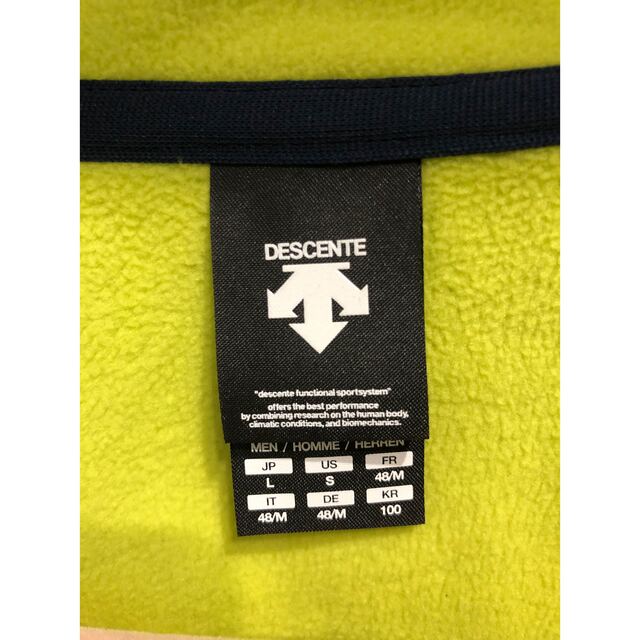 DESCENTE(デサント)のDESCENTE MOVESPORT ソフトウォームジャケット スポーツ/アウトドアのランニング(ウェア)の商品写真