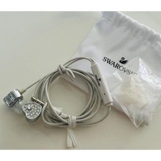 スワロフスキー(SWAROVSKI)のスワロフスキー　イヤホン　非売品(ヘッドフォン/イヤフォン)