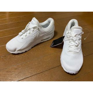 ナイキ(NIKE)のNIKE ゼロエッセンシャル 27.5cm 新品(スニーカー)