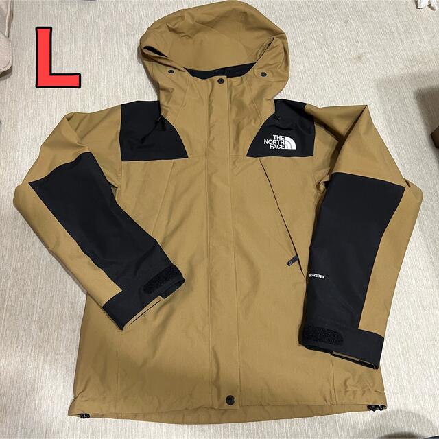 THE NORTH FACE(ザノースフェイス)のノースフェイス　マウンテンジャケット　ブリティッシュカーキ　NPW61800 L レディースのジャケット/アウター(ナイロンジャケット)の商品写真