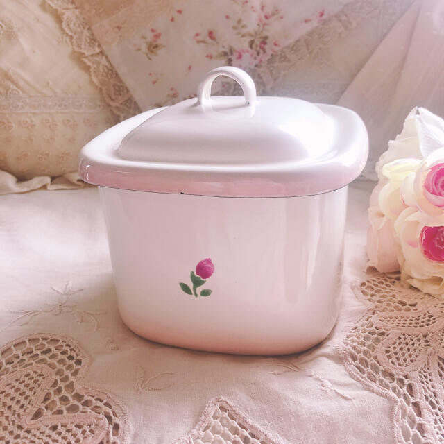 お値下げ♡マニーローズホーローキャニスター小物入れイマンダイアナ