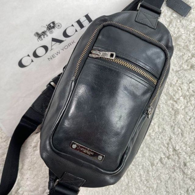 COACH(コーチ)の✨美品✨ COACH コーチ　トンプソン　ボディバッグ　ショルダーバッグ メンズのバッグ(ボディーバッグ)の商品写真