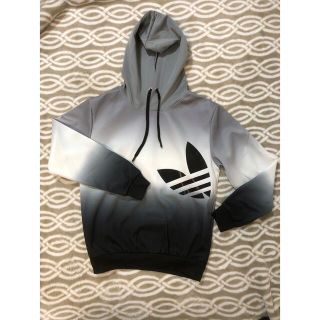 アディダス(adidas)のadidas パーカー 未使用新品(パーカー)