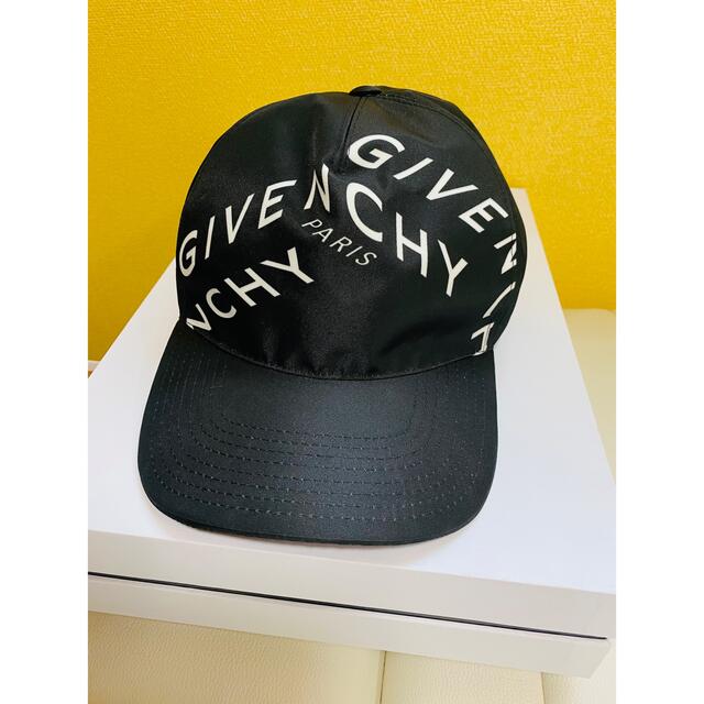 GIVENCHY キャップ プレゼントに✩.*˚