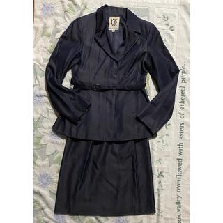 ミッシェルクラン(MICHEL KLEIN)のミッシェルクラン　濃紺　スカートスーツ　38 ベルト付き　M 9号(スーツ)