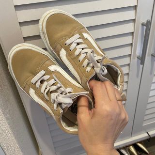 ヴァンズ(VANS)のオールドスクール ベージュ スニーカー size20(スニーカー)