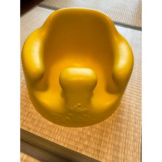 バンボ(Bumbo)のバンボ　イエロー　ベルト、箱付き(その他)