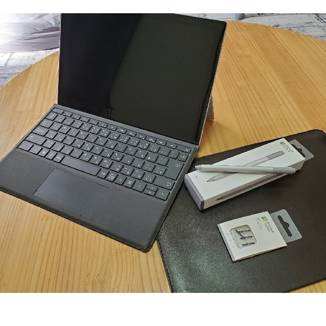 Surface Pro5 i5 7300U 128GB 8GB