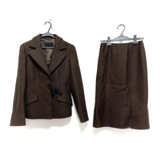 プラダ スーツ(レディース)の通販 28点 | PRADAのレディースを買うなら プラダ スーツ(レディース)の通販 28点 | PRADAのレディースを買うなら