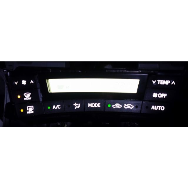 プリウス30系　エアコンパネル LED換装済 自動車/バイクの自動車(車種別パーツ)の商品写真