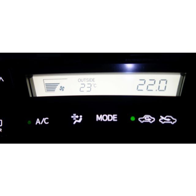 プリウス30系　エアコンパネル LED換装済 自動車/バイクの自動車(車種別パーツ)の商品写真