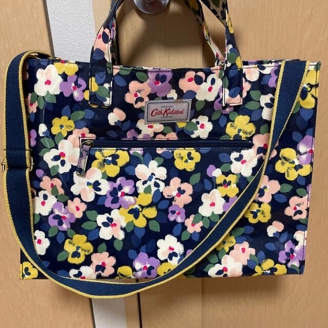 Cath Kidston(キャスキッドソン)のトートバッグ レディースのバッグ(トートバッグ)の商品写真