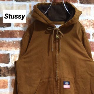 ステューシー(STUSSY)の《ステューシー》ブランドロゴ　オーカー　Mサイズ　フーディージャケット(その他)