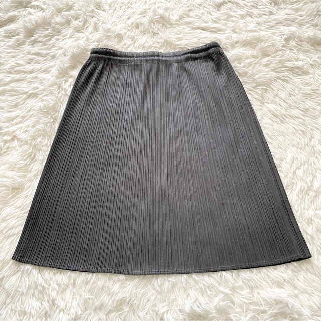 ☆SALE|公式通販・直営店限定| スカート 美品 PLEATS PLEASE ひざ丈