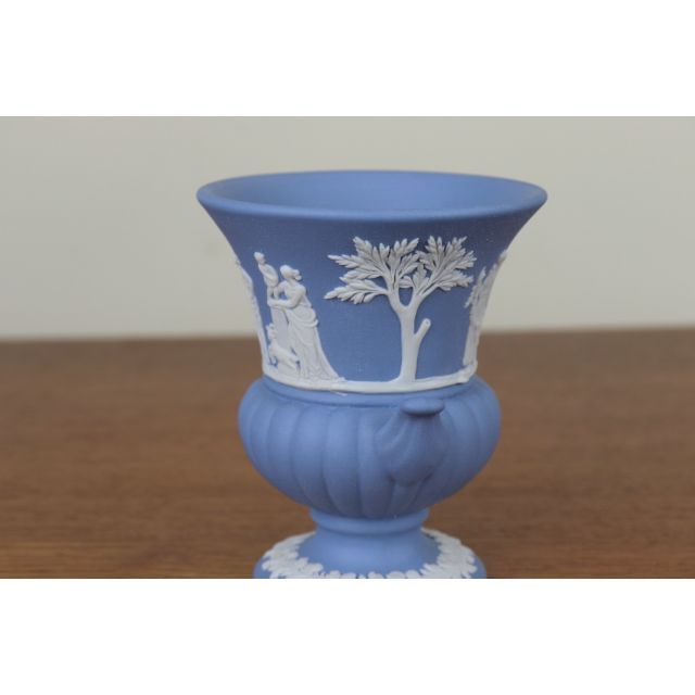 WEDGWOOD(ウェッジウッド)のウェッジウッド　ジャスパー　花瓶　ペールブルー　フラワーベース　ヴィンテージ インテリア/住まい/日用品のインテリア小物(花瓶)の商品写真