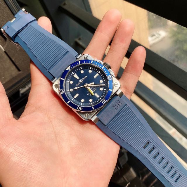 100%本物保証! Bell & Ross - Bell&Ross 03-92 DIVER ベル&ロス