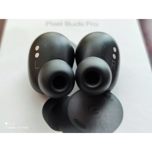 Google Pixel(グーグルピクセル)のGoogle Pixel Buds Pro Charcoal スマホ/家電/カメラのオーディオ機器(ヘッドフォン/イヤフォン)の商品写真