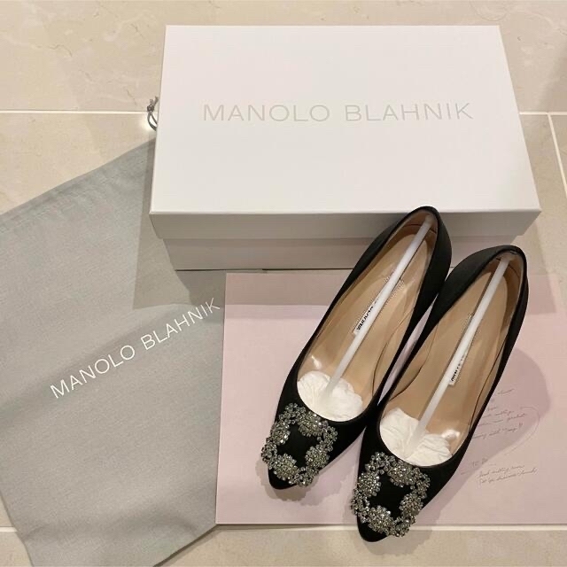 MANOLO BLAHNIK(マノロブラニク)のマノロブラニク パンプス ハンギシ 34.5 ブラック 黒 ビジュー レディースの靴/シューズ(ハイヒール/パンプス)の商品写真