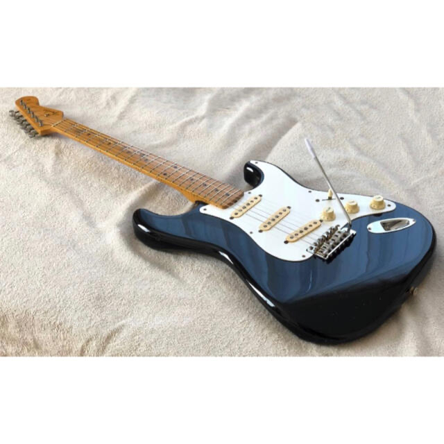 お得な情報満載 Fender - 1980年代製 ストラトキャスター Japan Fender