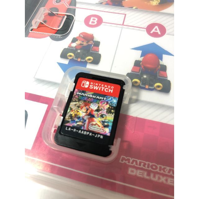 マリオカート8 デラックス　Switch　スイッチ スウィッチ エンタメ/ホビーのゲームソフト/ゲーム機本体(家庭用ゲームソフト)の商品写真